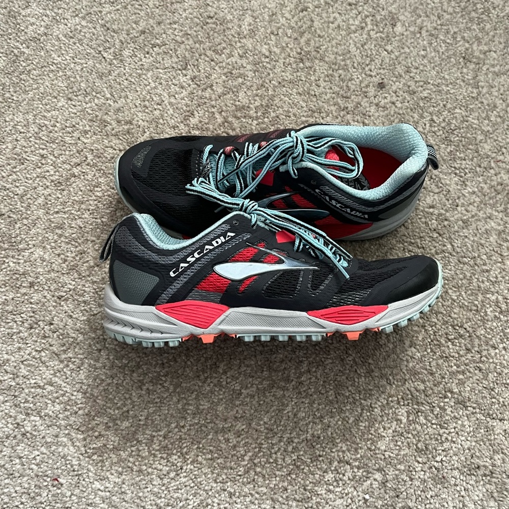 Brooks Cascadia Shoes